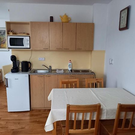 Apartman Bara เชสกี้ครุมลอฟ ภายนอก รูปภาพ