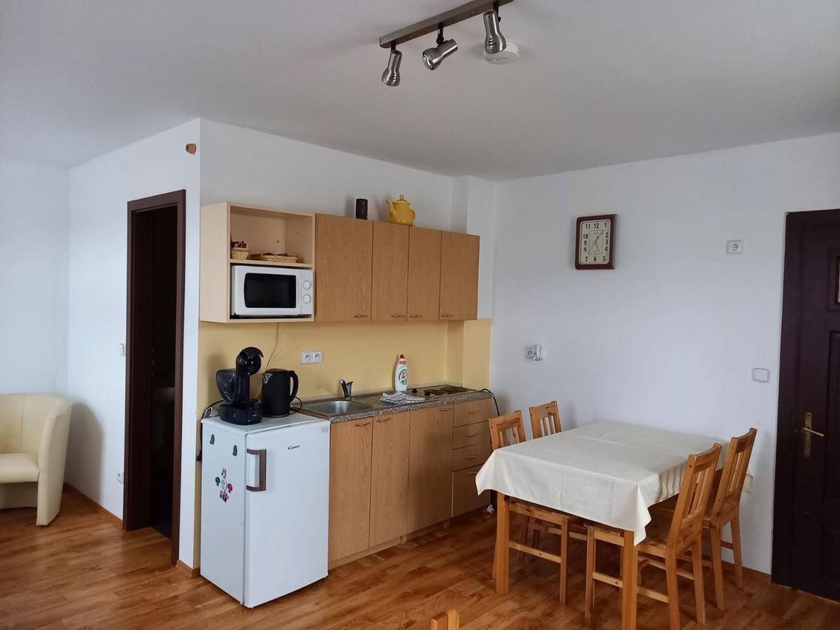 Apartman Bara เชสกี้ครุมลอฟ ภายนอก รูปภาพ