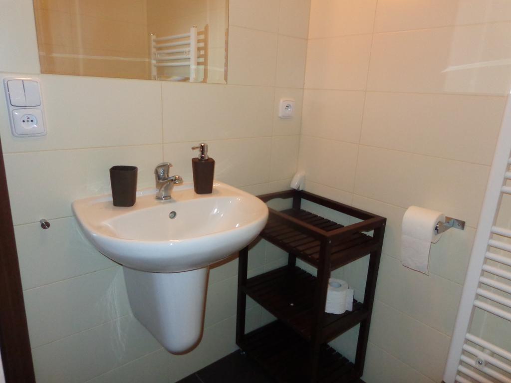 Apartman Bara เชสกี้ครุมลอฟ ภายนอก รูปภาพ