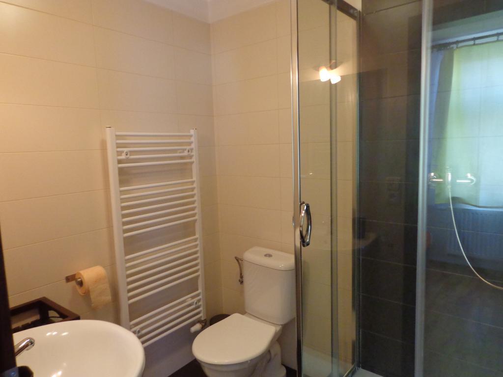 Apartman Bara เชสกี้ครุมลอฟ ภายนอก รูปภาพ